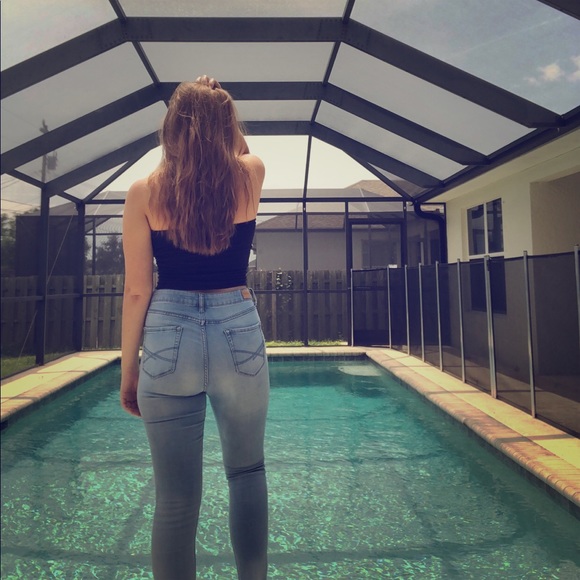 Meet your Posher, Jess - Picture 1 of 4